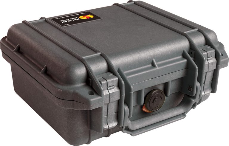 pelican-hard-camera-canon-dustproof-case[1]