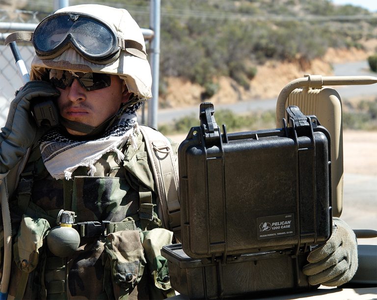 pelican-hard-military-weapon-gun-case[1]