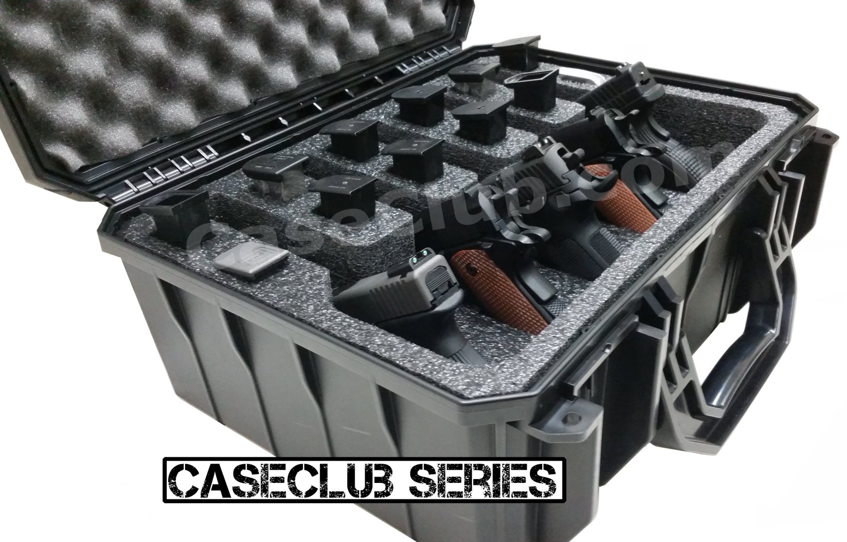 Case Club Waterproof 5 Pistol Case with Silica Gel & HeavyDuty Foam