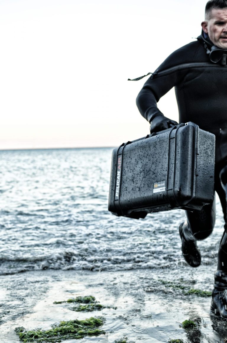 pelican-police-image-air-case-1555-03[1]