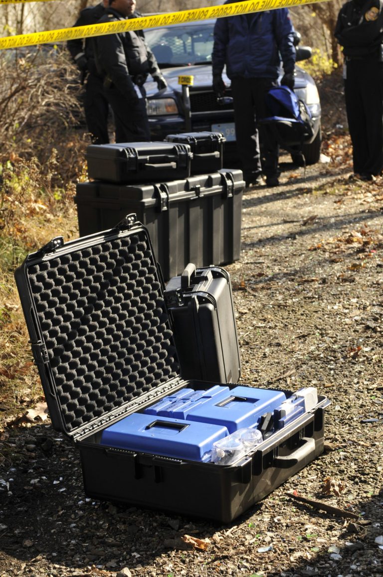 pelican-police-image-storm-01[1]