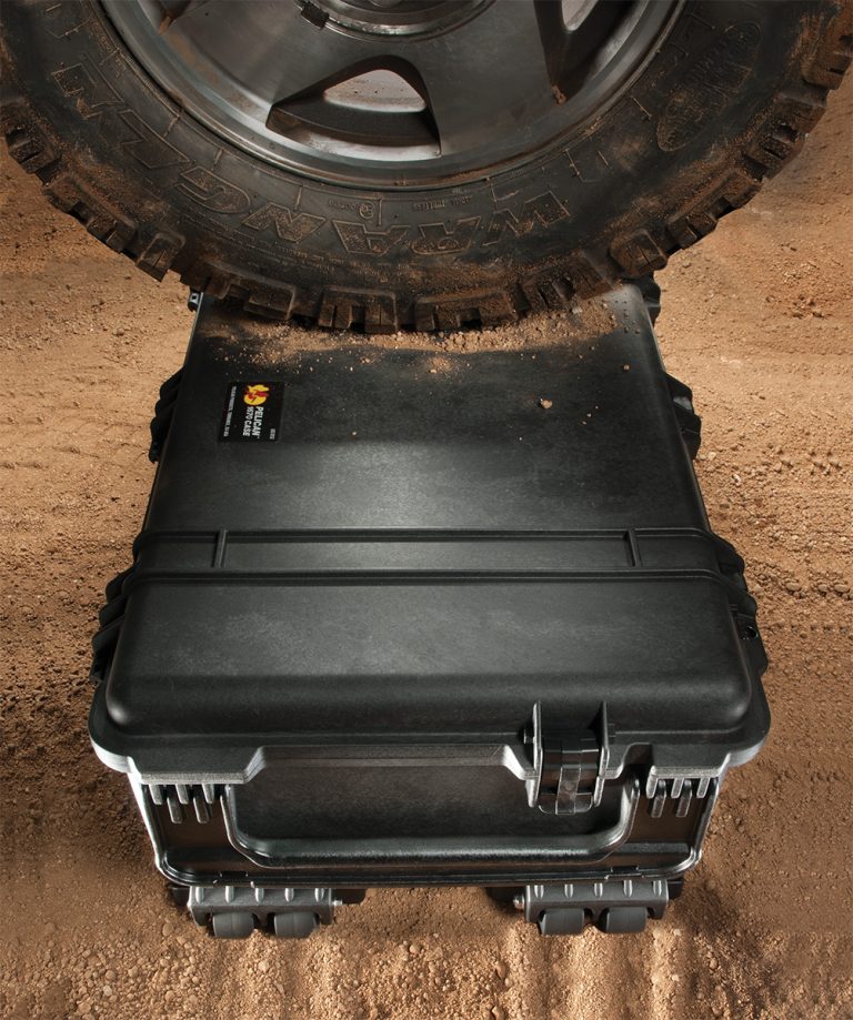 pelican-rugged-offroad-rolling-equipment-case[1]