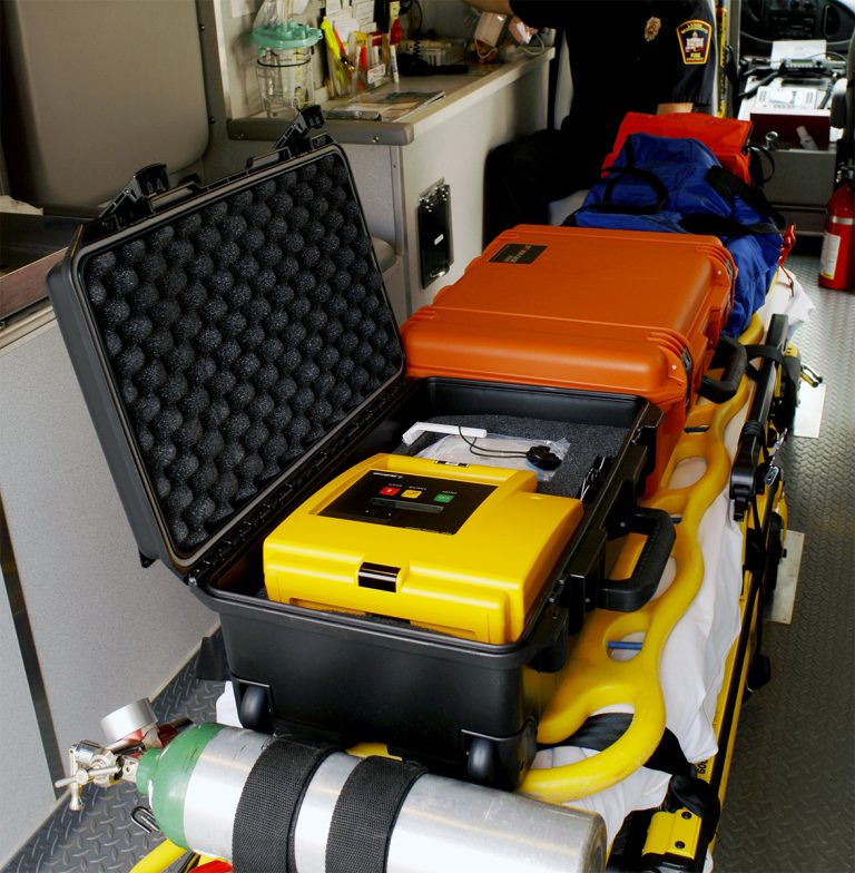 pelican-storm-ambulance-emt-rolling-case[1]