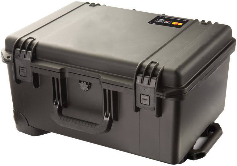 pelican-travel-rolling-rigid-protection-case[1]