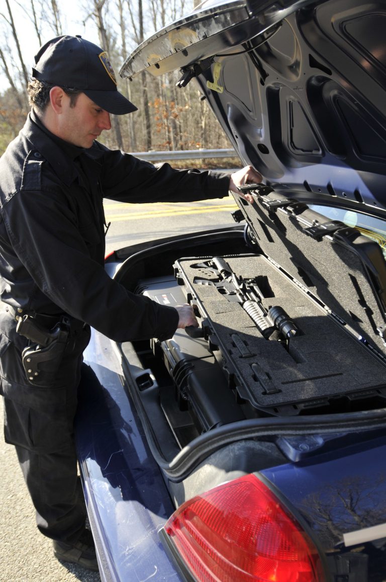 pelican-police-image-im3200-03[1]