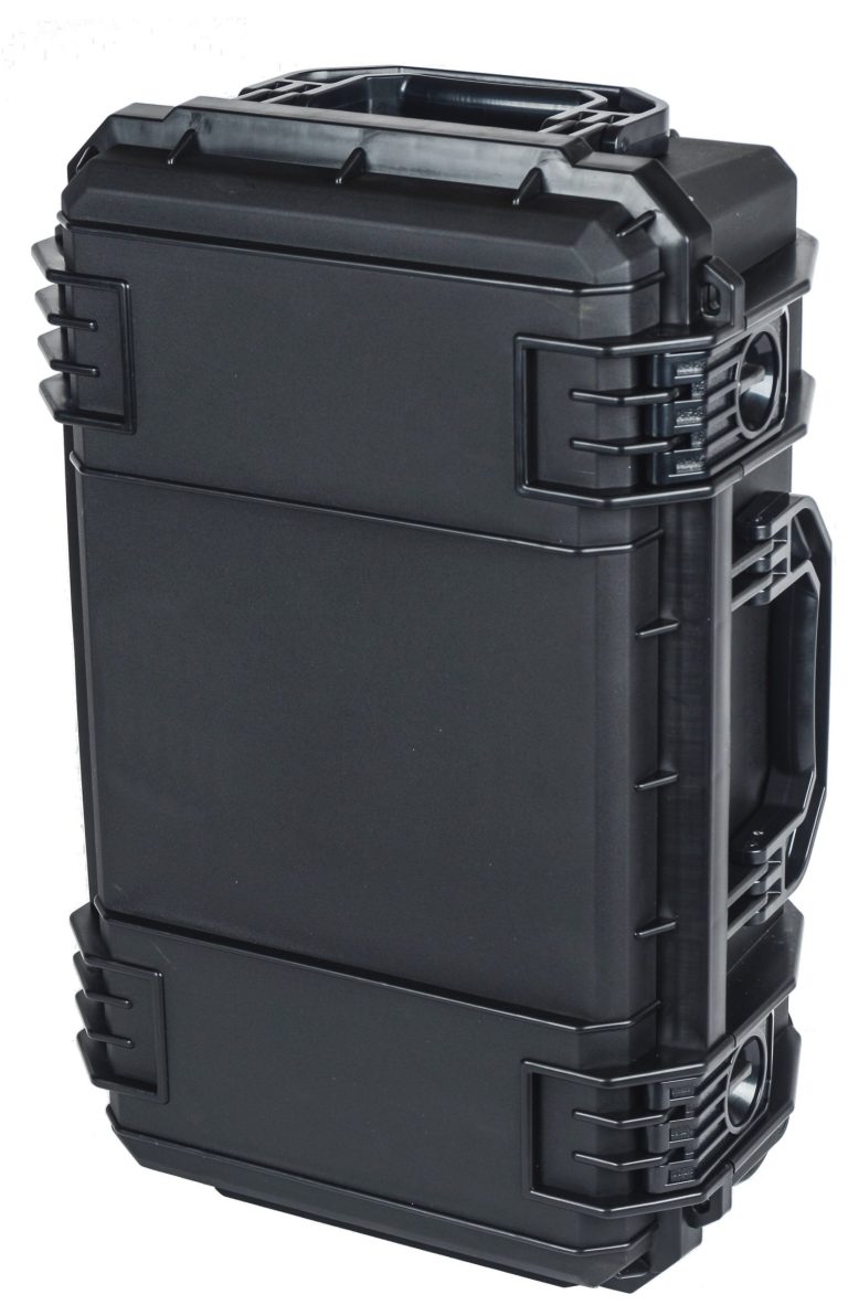 CC830SE-right-closed-standing-big[1]