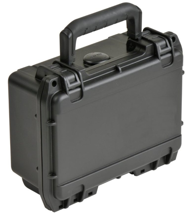 CC070533ISK-left-standing-big[1]