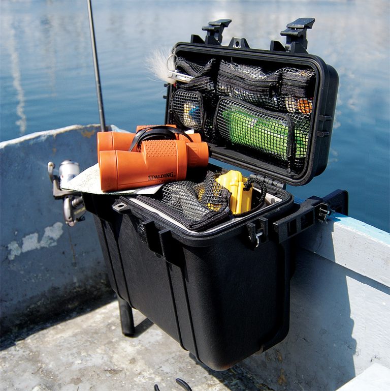 pelican-boat-fishing-watertight-hard-case[1]