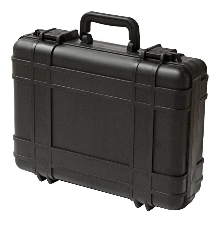 518-ultracase-black-closed-big[1]