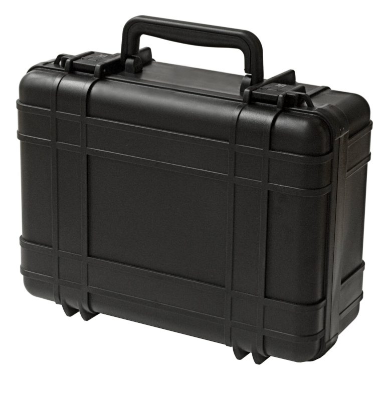 718-ultracase-black-closed-big[1]