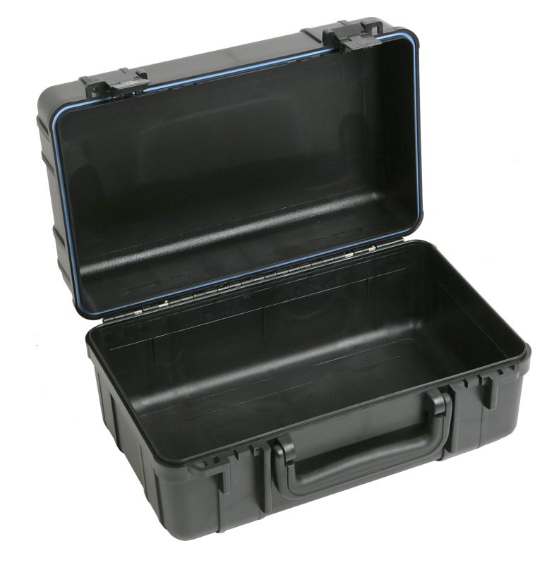 916-ultracase-black-open-big[1]