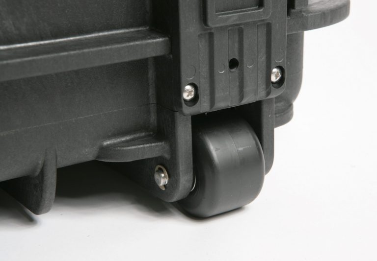 loadout-transit-cases-wheels-big[1]