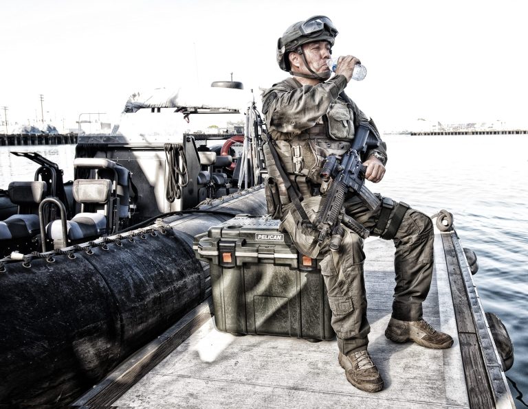 pelican-military-images-coolers-30qt-02[1]