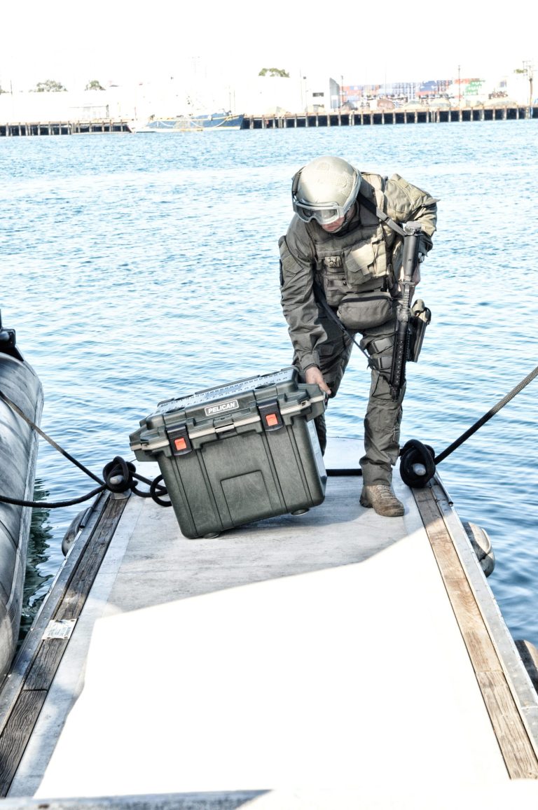 pelican-military-images-coolers-30qt-05[1]