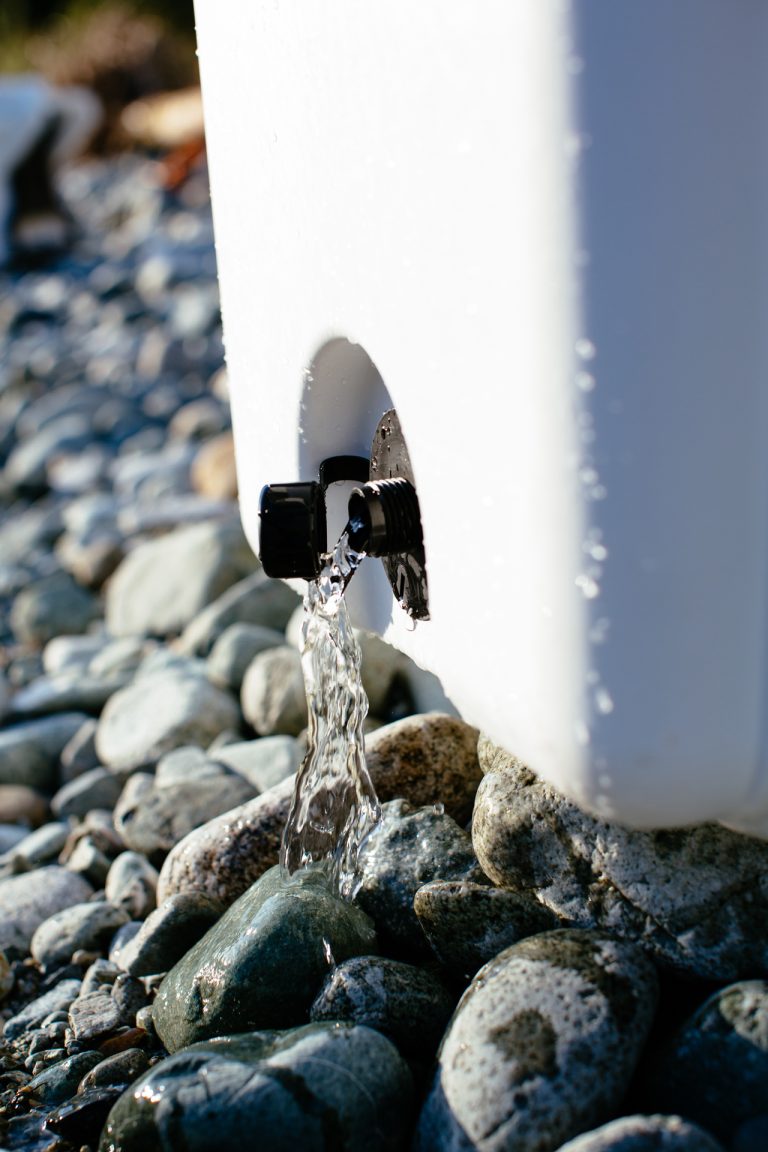 pelican-products-30qt-cooler-04[1]