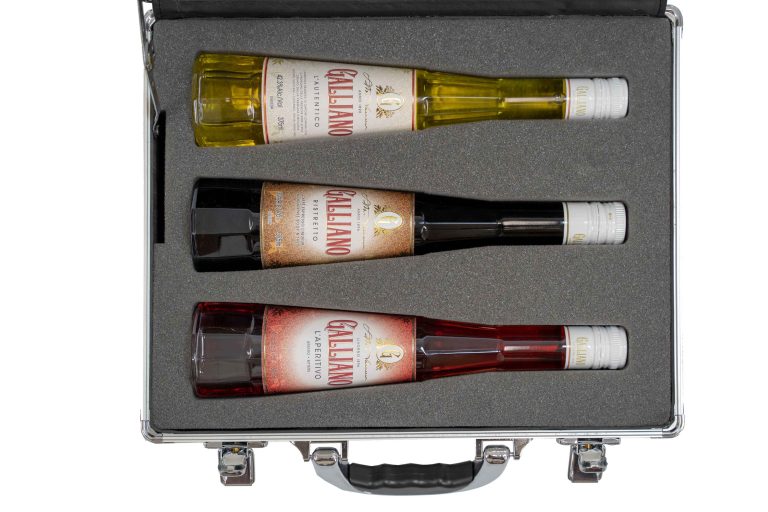 3-bottle-case-top