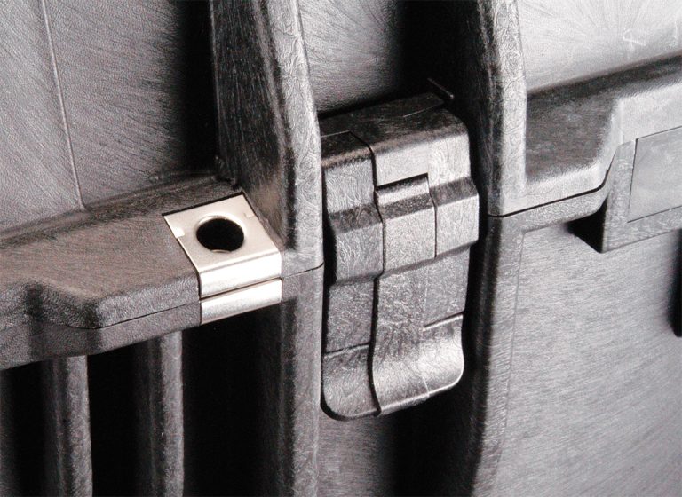 hard-case-watertight-latch1