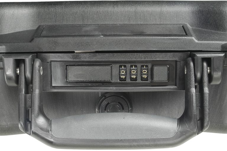 secure-locking-protective-briefcase1