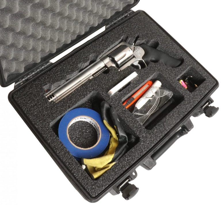 Smith and Wesson 500 Revolver Case