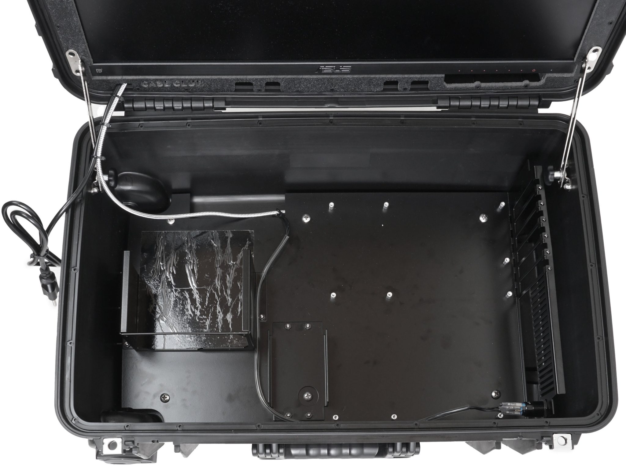 Computer Build Station Case Club PC Portable DIY Gaming Station with Built-in Gaming Monitor