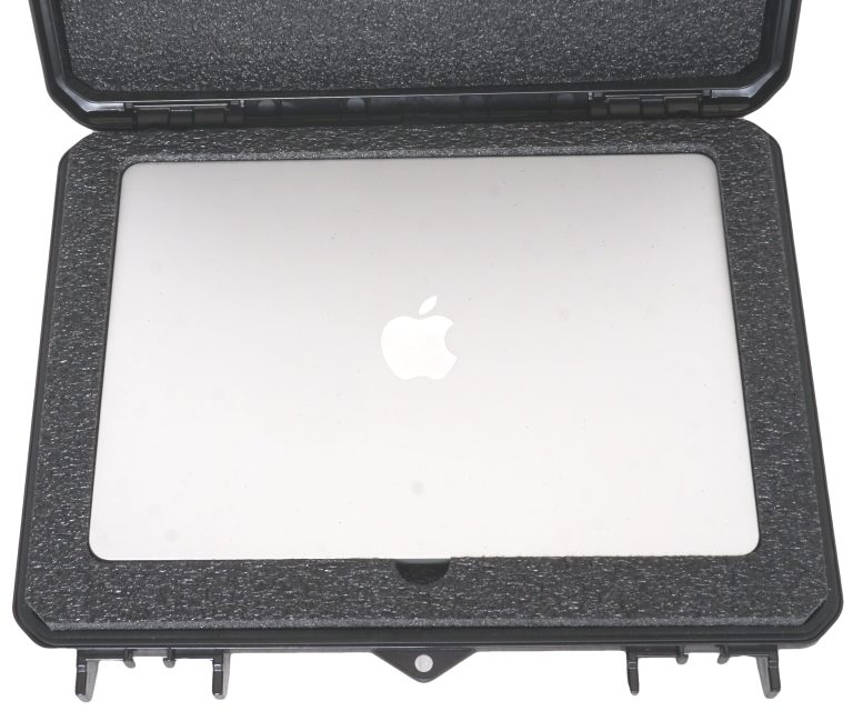 13.6 MACBOOK AIR TOP