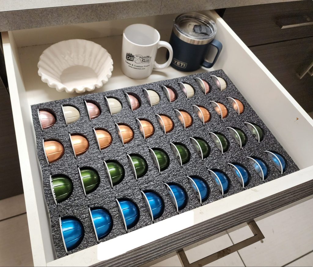 Flagship Kaffeekapselhalter Für Nespresso Vertuo – Schwarzes Metall Mit Holzgriff, Bis Zu 48 Kapseln