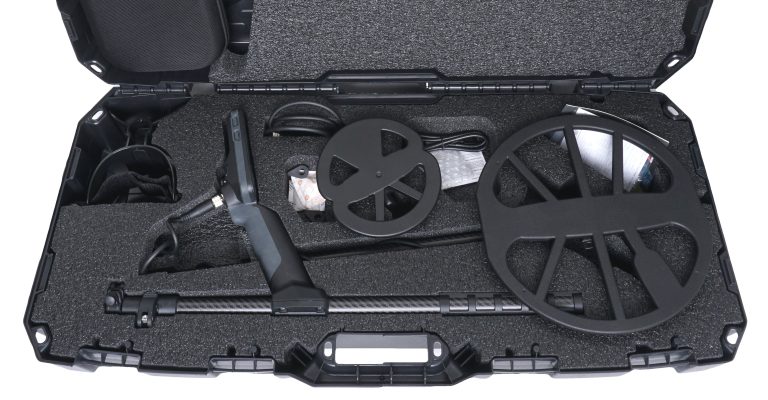 minelab equinox metal detector case Top down 2 cropped